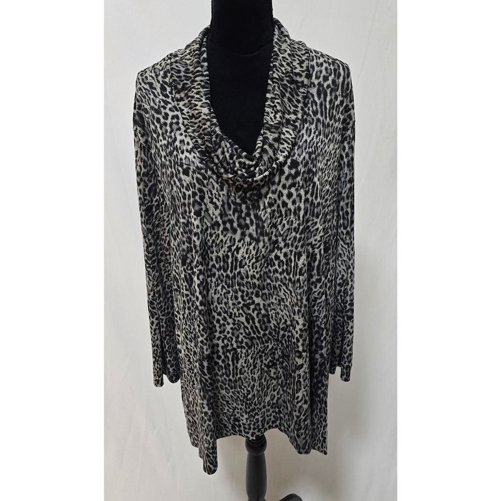 Chico's women XL texture Leopard print oversize cowl neck top long sleeve relax